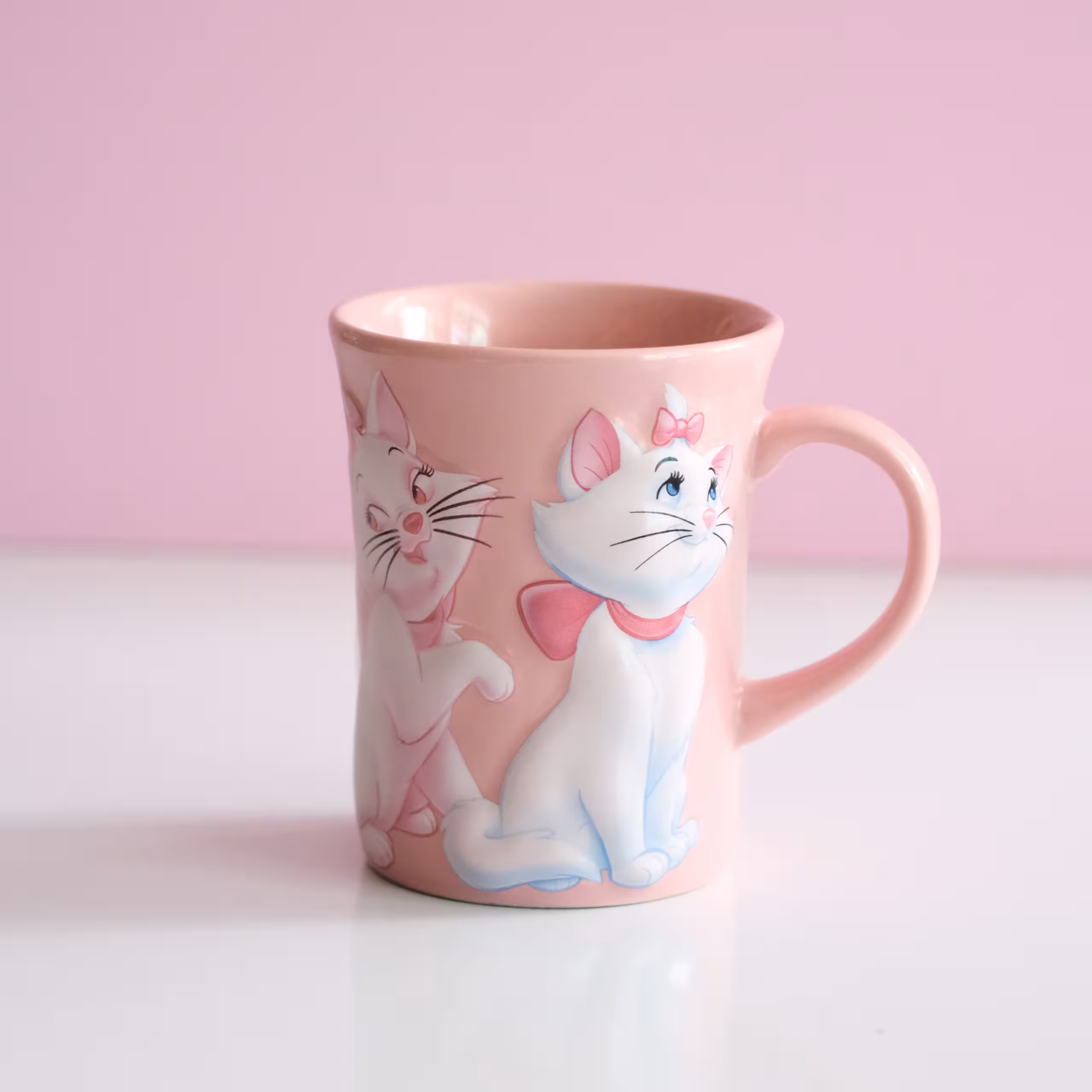 ماگ‌ دیزنی ماری ، گربه های اشرافی H