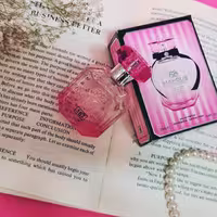 عطر ادکلن زنانه مارکویی با رایحه ویکتوریا سکرت بامبشل، حجم 25 میلی لیتر