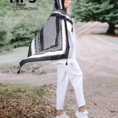 شال نخ اسپان کرم مشکی طرحدار