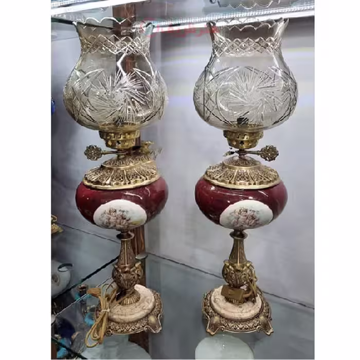 چراغ لامپا ستون سرامیکی زرشکی تمام برنج مدل لاله