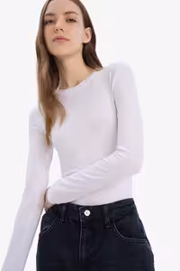 تیشرت زنانه سفید دفکتو
