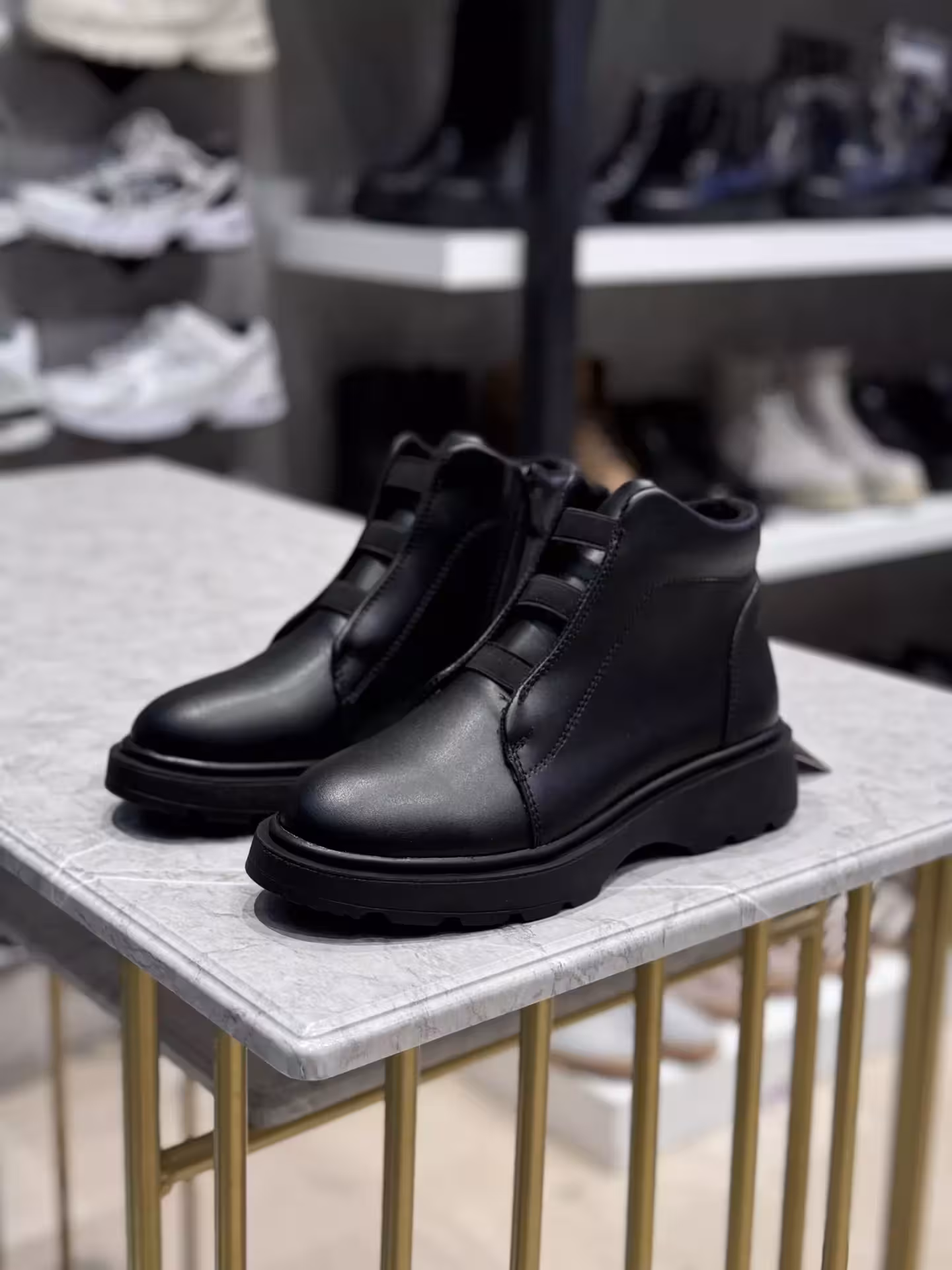 نیم بوت لژدار جلو کش کد N4-122 رنگ مشکی سایز 38