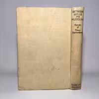 خرید کتاب Between Hitler And Mussolini Memoirs of Prince Starhemberg - کتابفروشی میم