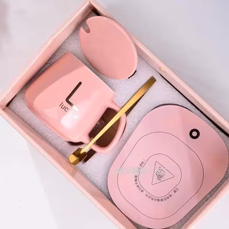 ماگ حرارتی لاکی به همراه صفحه گرمکن برقی صورتی