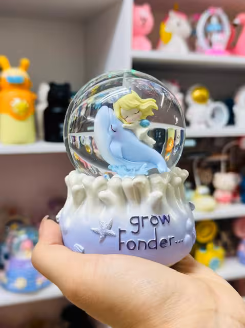 گوی موزیکال دخترودلفین