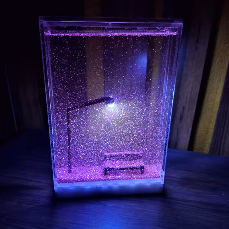 چراغ خواب دکوری شب صورتی ( آباژور برفی با رنگ صورتی )