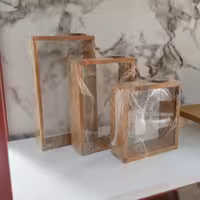 بانکه شیشه ای مکعب چوبی