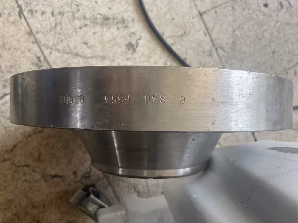 فلنج گلودار 6 اینچ استنلس استیل ریس فیس رده 40 کلاس 600 از جنس A SA182/F 304 فابریک