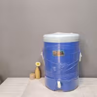 یخدان پلاستیکی 45 لیتر کویر