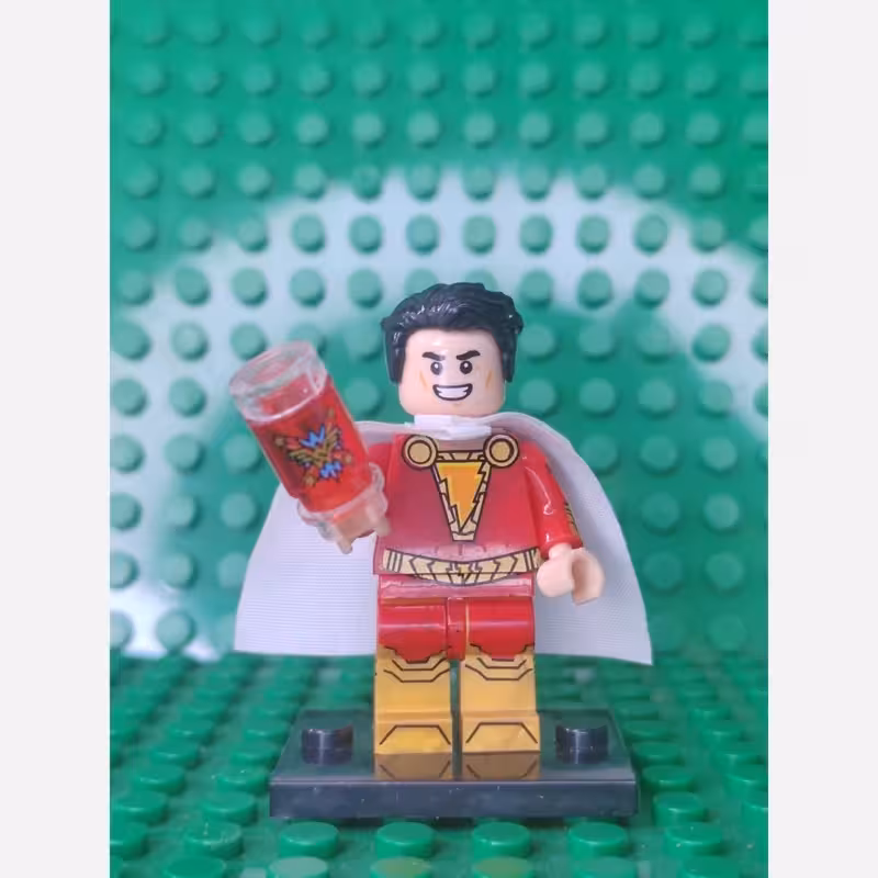 لگو شخصیت شزم