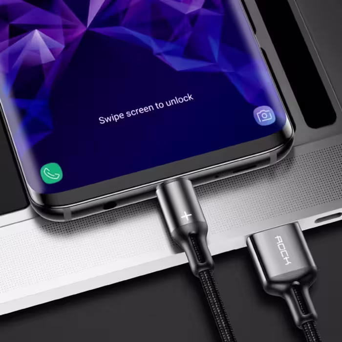 کابل تبدیل USB به لایتنینگ راک مدل R2 طول 1 متر 