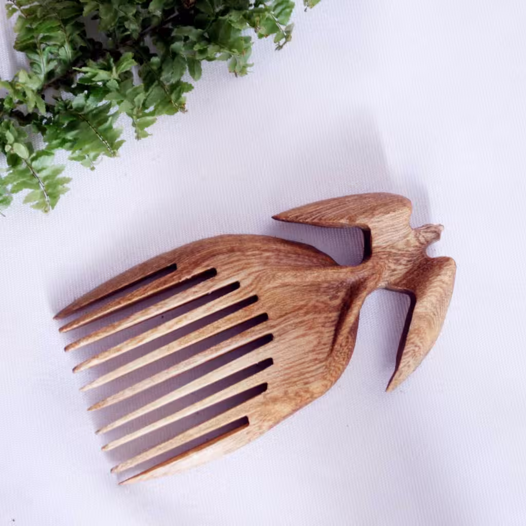 شانه دستساز چوبی طرح پرستوی مهاجر کد 102509