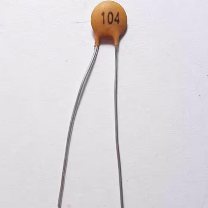 خازن سرامیکی 100nF 50V  (بسته 10 عددی)