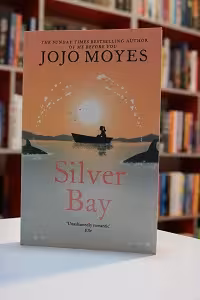 Silver Bay اثر Jojo Moyes