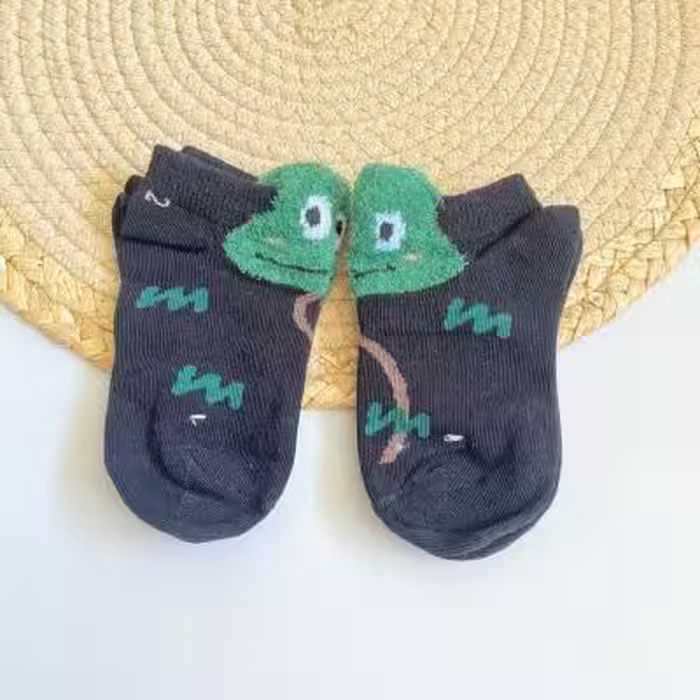 جوراب بچگانه گوش دار