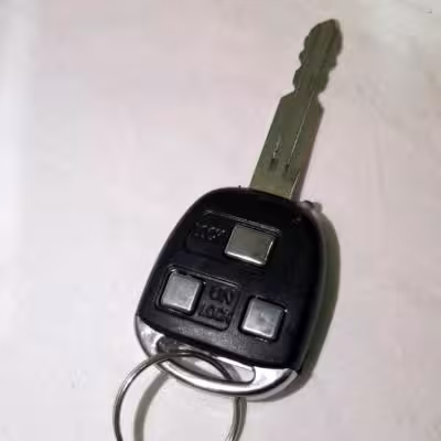 ابزار شوخی کلید شوک دار،دارای چراغ قوه ولیزر