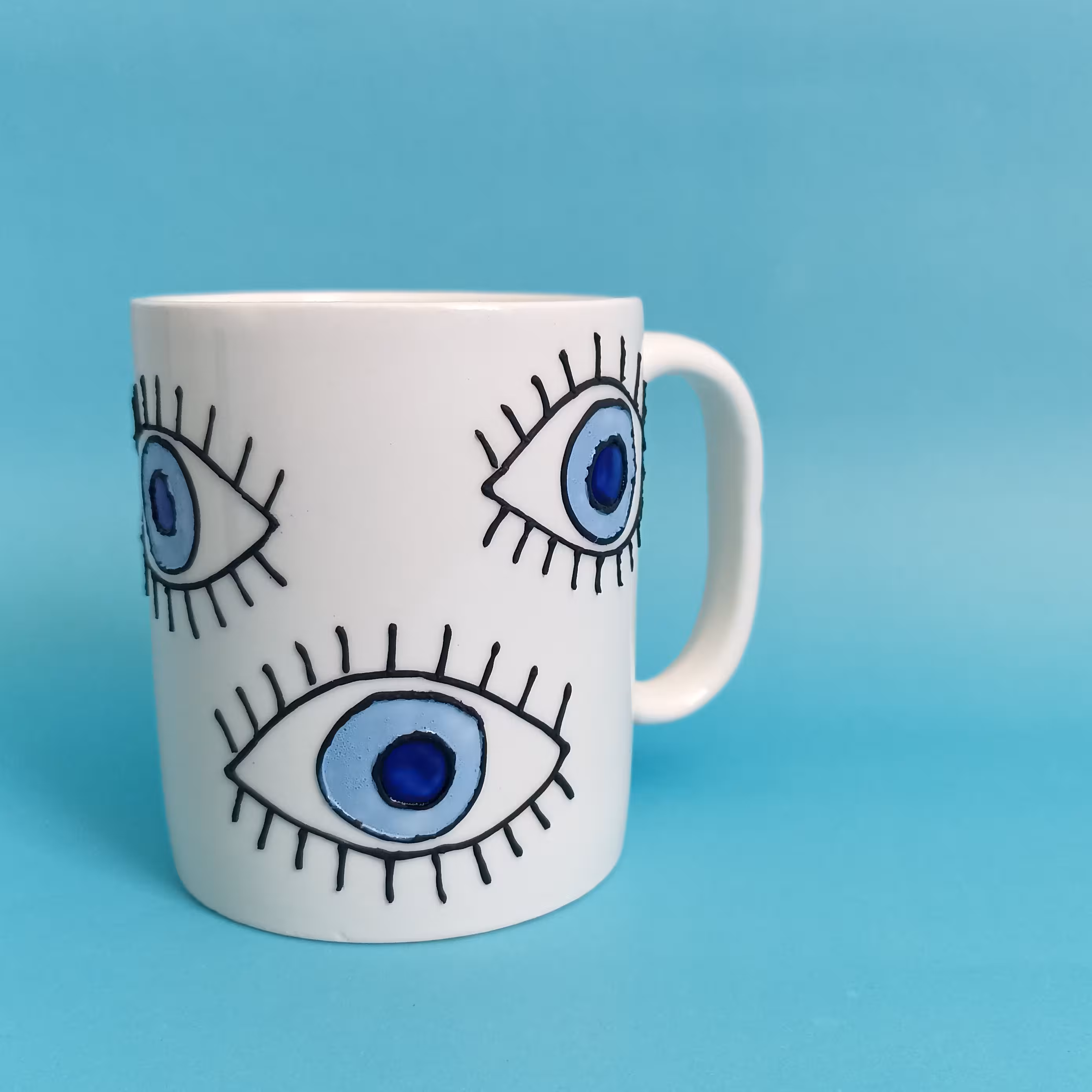 ماگ چشم و‌نظر جنس سرامیکی  سایز بزرگ کیفیت عالی قابل شستشو