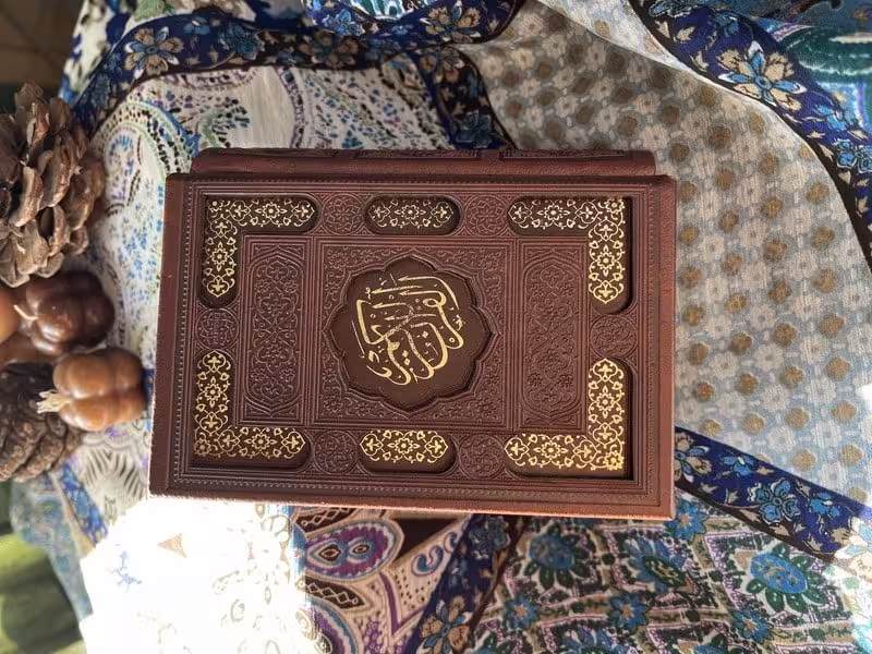 قرآن نیم جیبی چرم قابدارپیام عدالت - کتاب‌فروشی کوچه کتاب