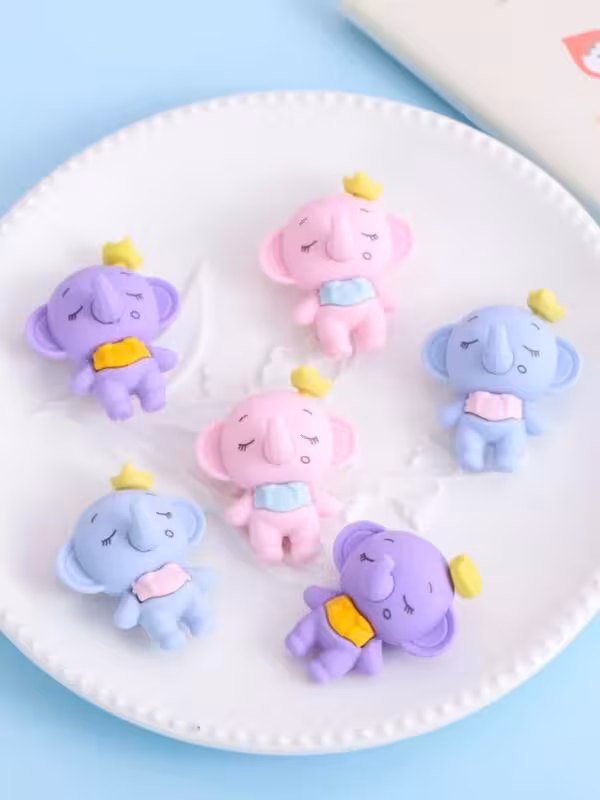 پاکن فیل تاجدار