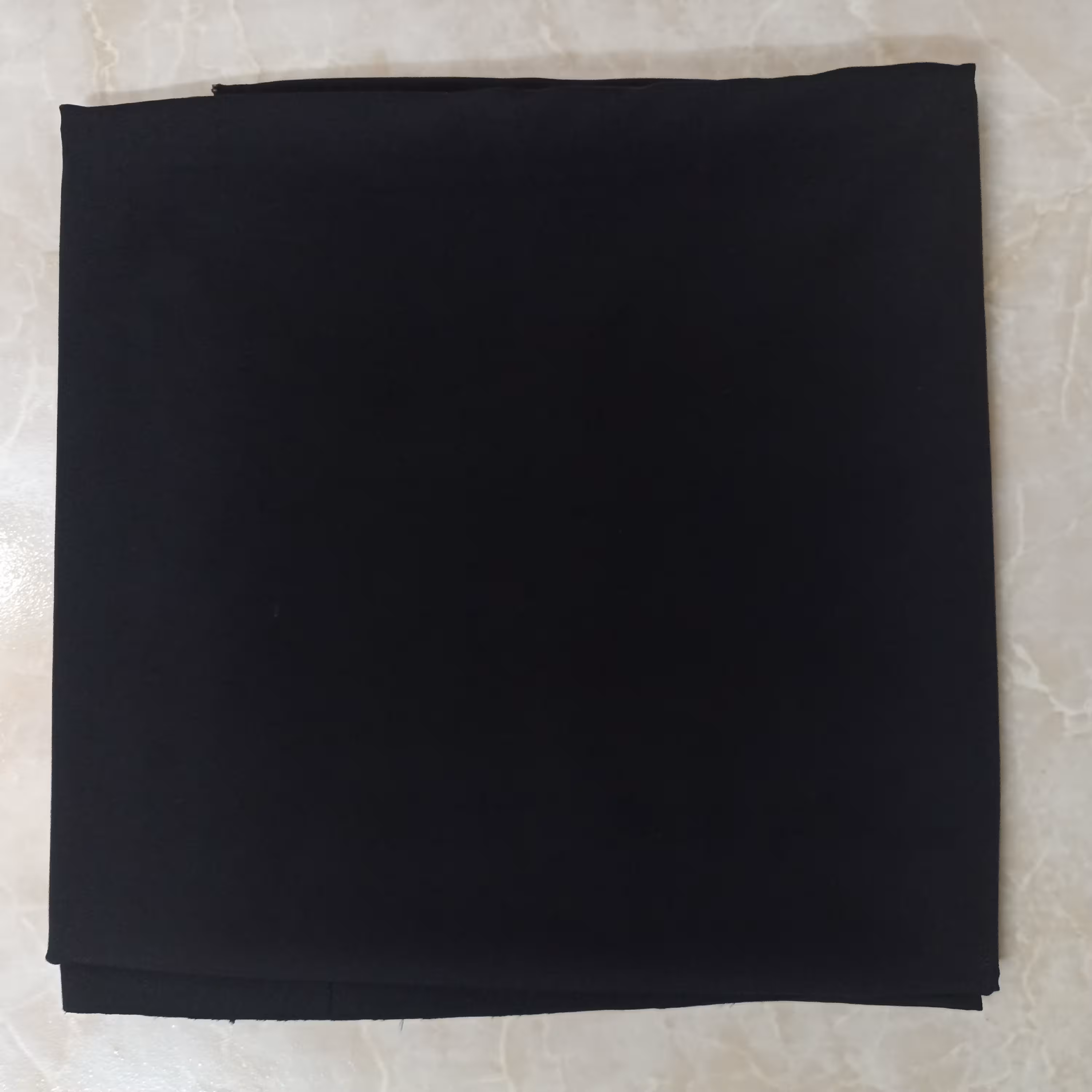 پارچه مازراتی مشکی