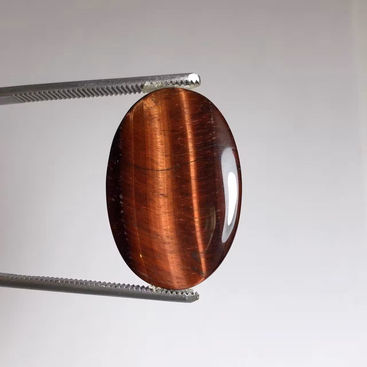 نگین چشم ببر قرمز طبیعی بیضی 240102