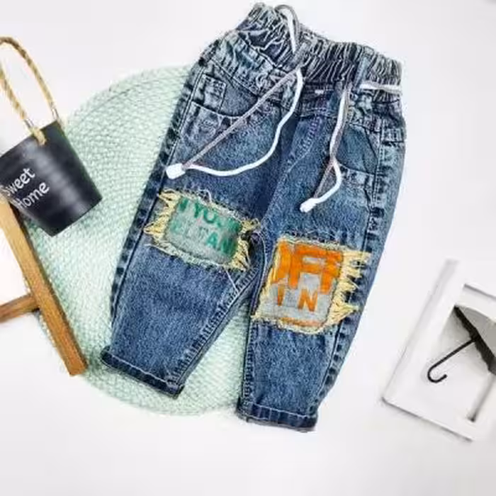 شلوار جین پسرانه تکه دوزی مام فیت 2 تا 7 سال کد 9865