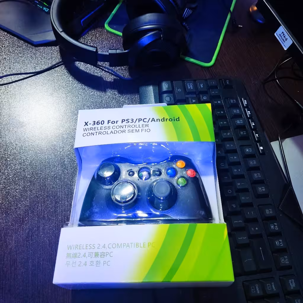 دسته ایکس باکس 360 بی سیم دانگل دار