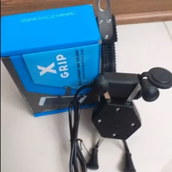 پایه نگهدارنده موبایل شارژر دار مناسب برای موتورسیکلت مدل Phone charging bracke