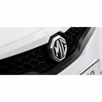 جلو پنجره ام جی MG 350