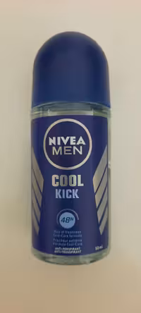 مام رول ضد تعریق مردانه نیوا 48 ساعته مدل کول کیک حجم 50میلی لیتر