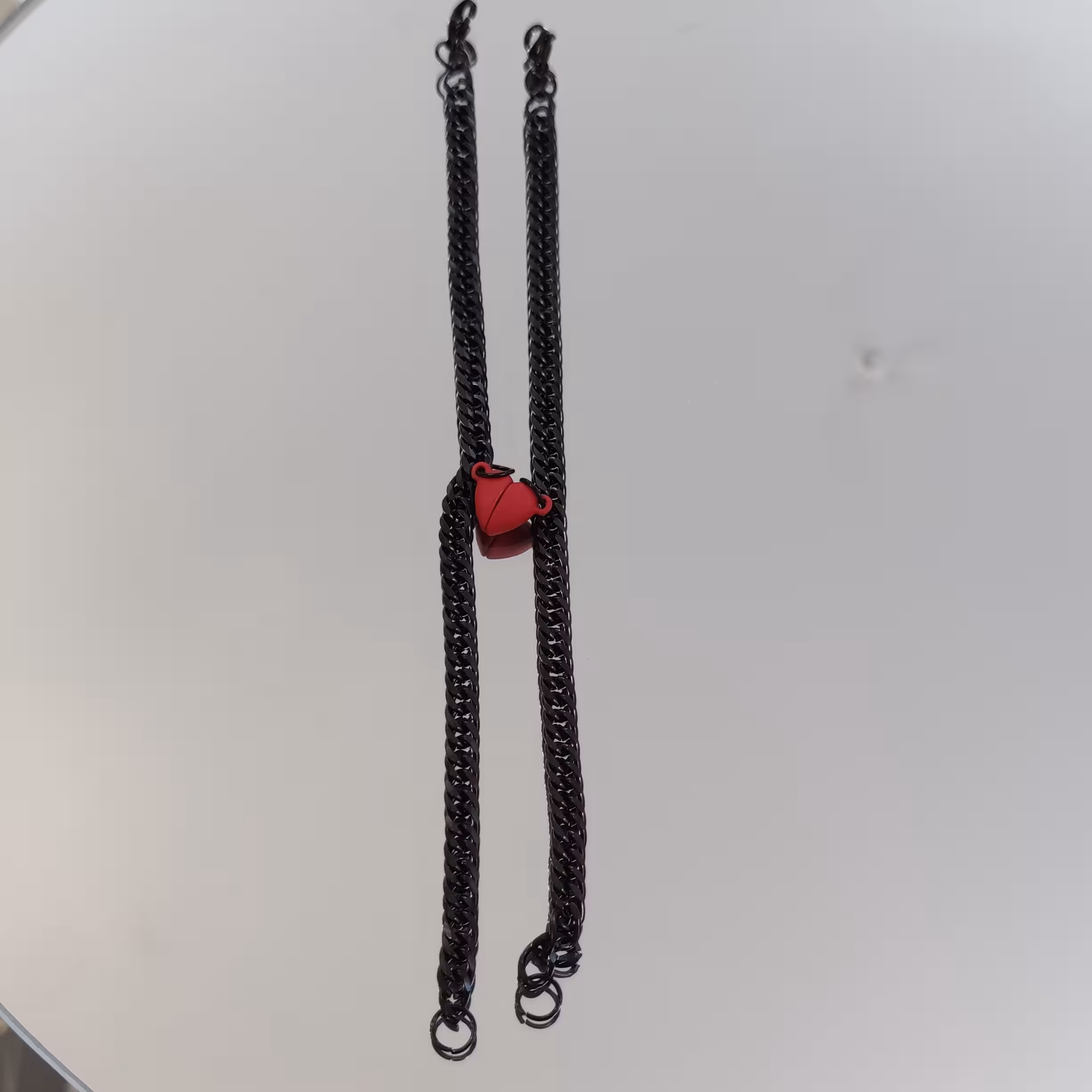 دستبند جفتی مگنتی love