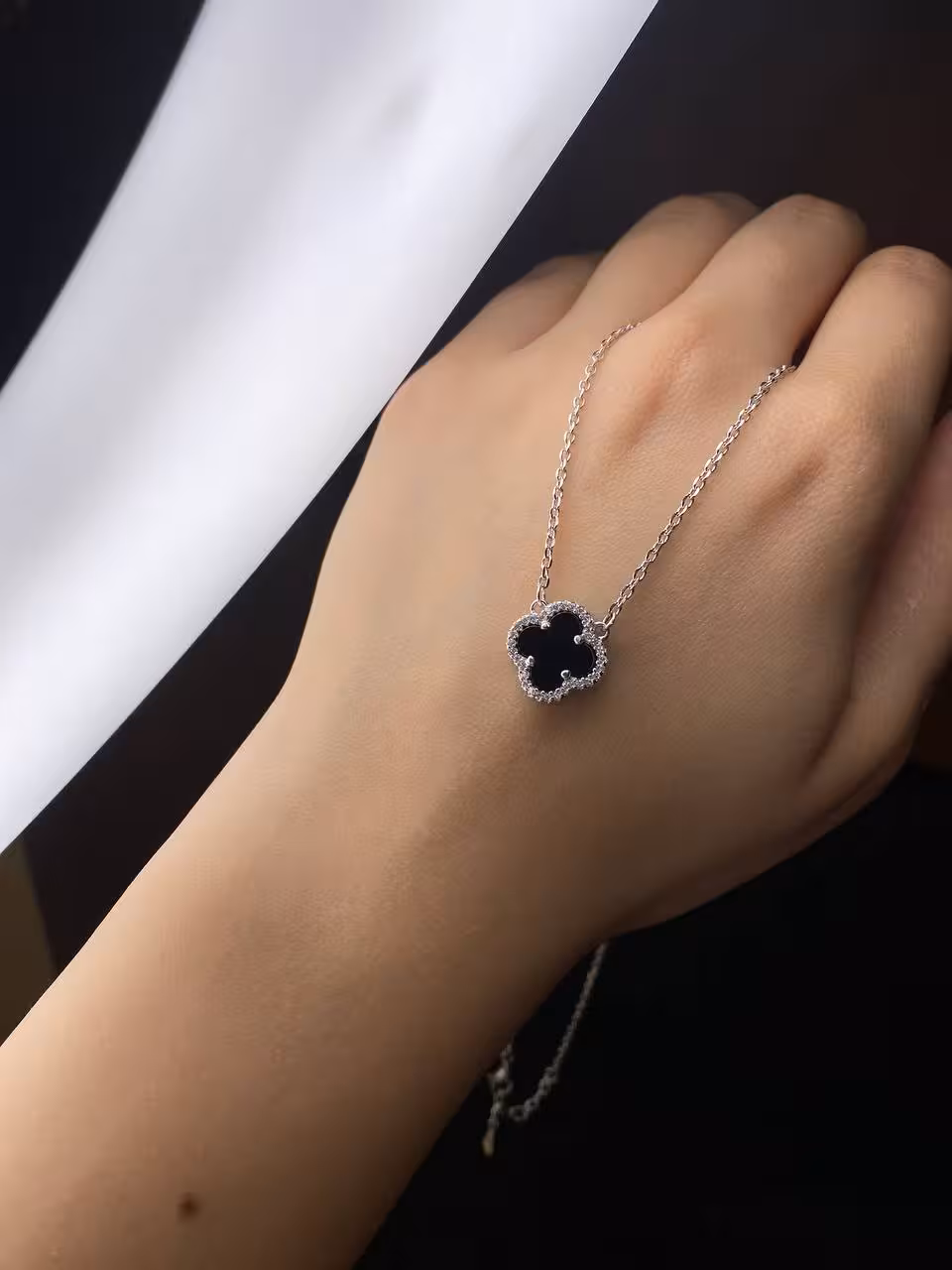 گردنبند ونکلیف وارداتی زنانه نقره کد 20253