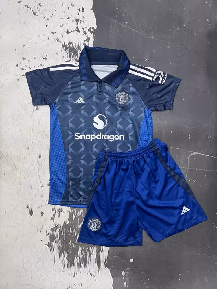 لباس دوم بچه گانه منچستر یونایتد 2025