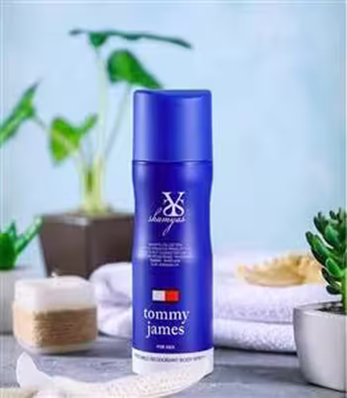 اسپری بدن و لباس مردانه  رایحه تامی جینز شمیاس 200میل tommy jeans SHAMYAS
