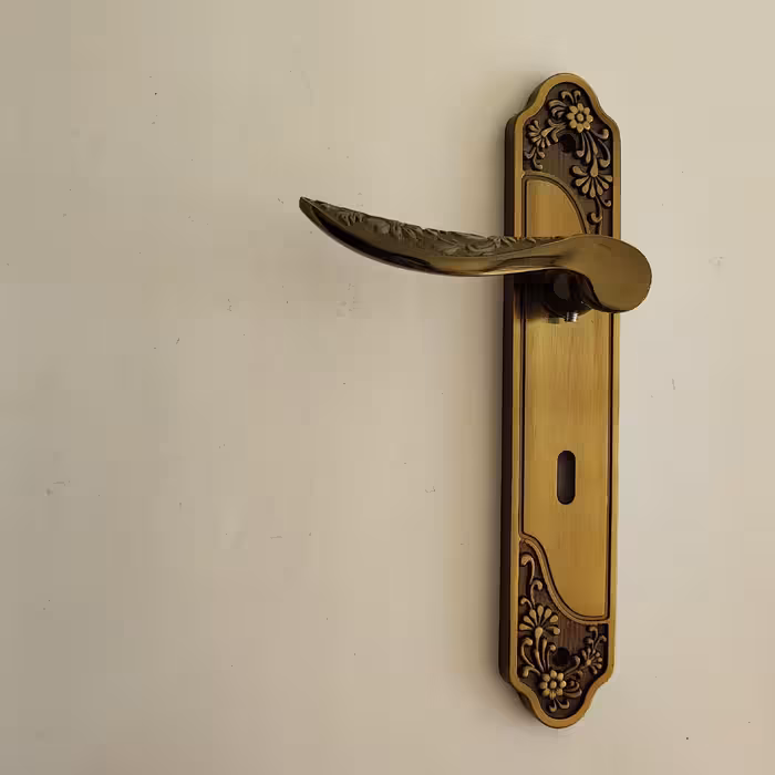 دستگیره درب چوبی 11000  زیتونی کلیدی  مخصوص در اتاق  