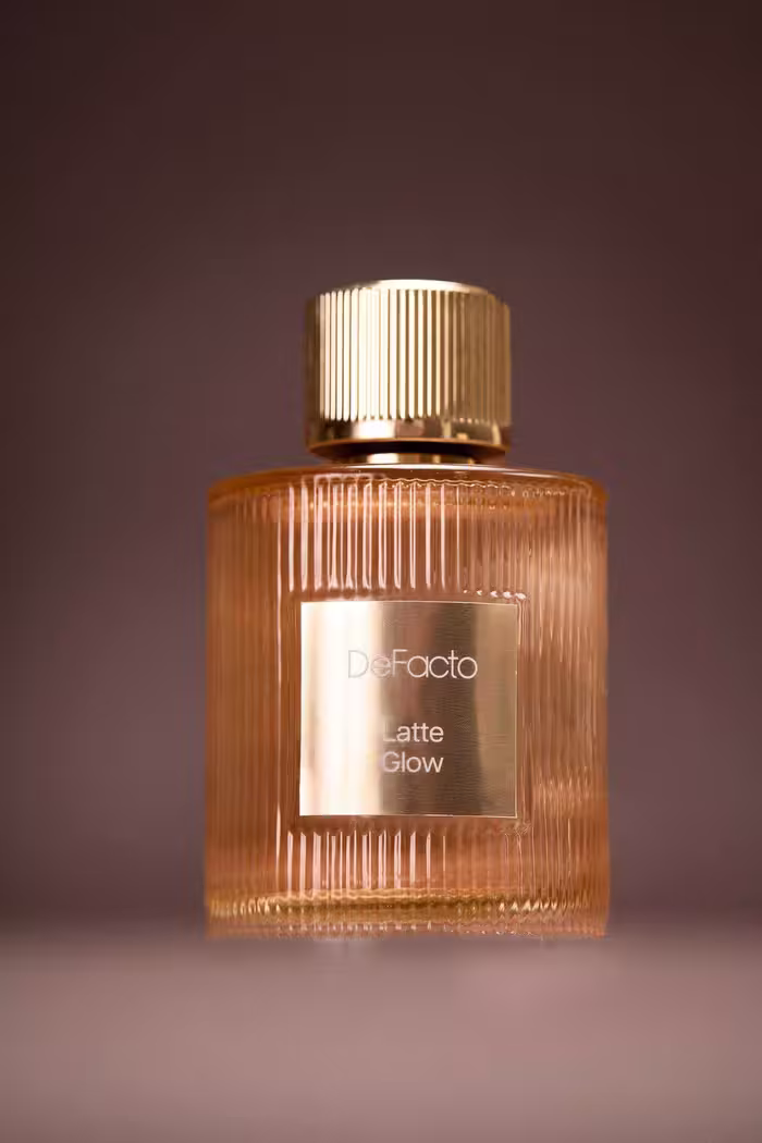 عطر زنانه بژ دفکتو