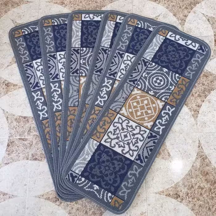 روپله ای گلیم طرح چهل تیکه دودی سایز70در30(هزینه ارسال باخریداروپس کرایه میباشد)