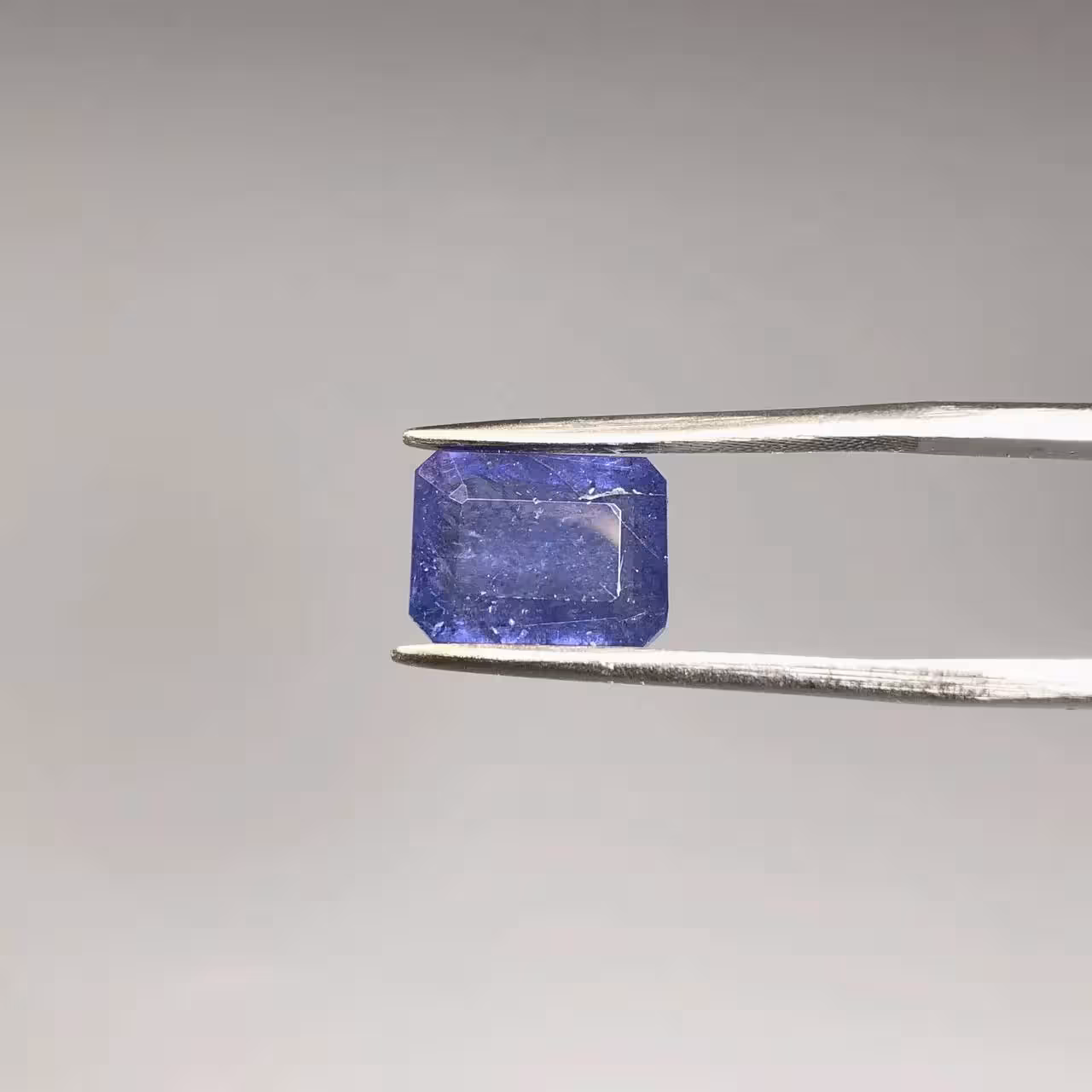 تانزانیت طبیعی تانزانیا 250430