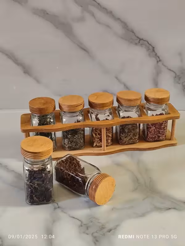 ادویه 5 تایی استند دار (پست پیشتاز پس کرایه)