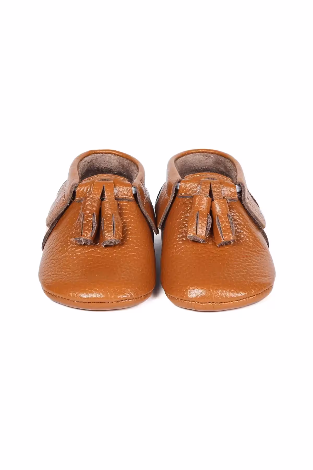 کفش نوزاد پسر پاپوش با جزئیات پون‌پون از چرم طبیعی رنگ قهوه‌ای – 6562