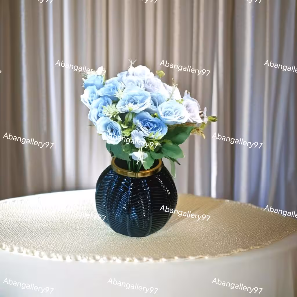 گلدان شیشه ای برکه