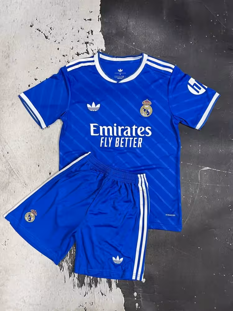 کیت سوم رئال مادرید 2026 (هواداری)