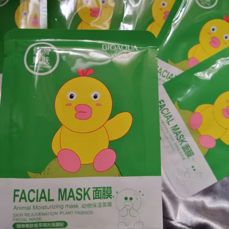 ماسک ورقه ای روشن کننده بیوآکوا طرح میشا