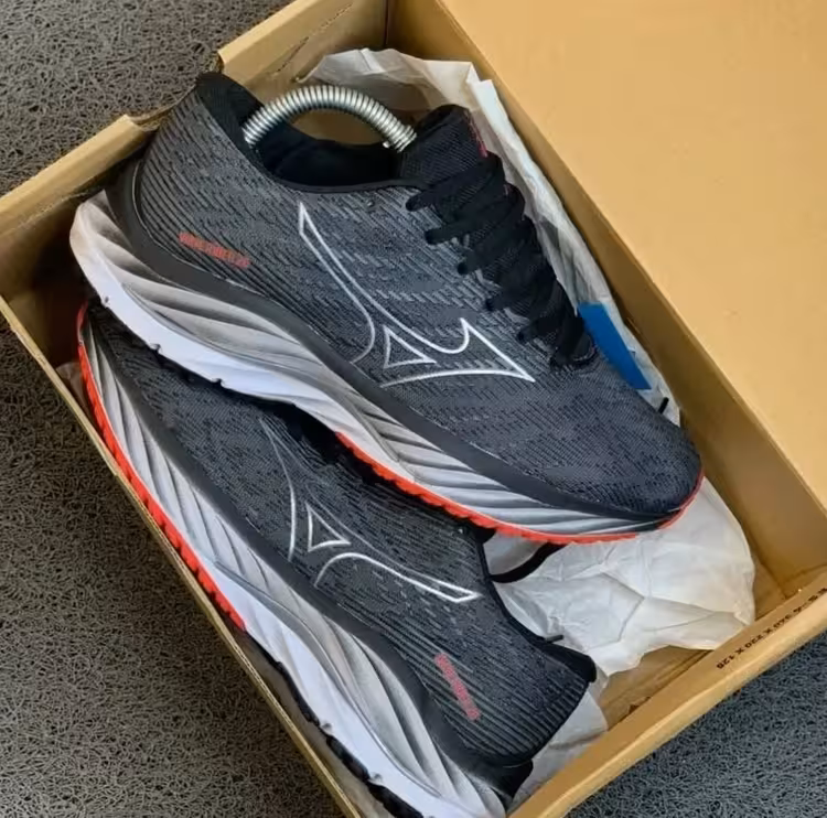 کتونی میزانو رایدر 26 سایز 40 تا 45 Mizano Wave Rider 26