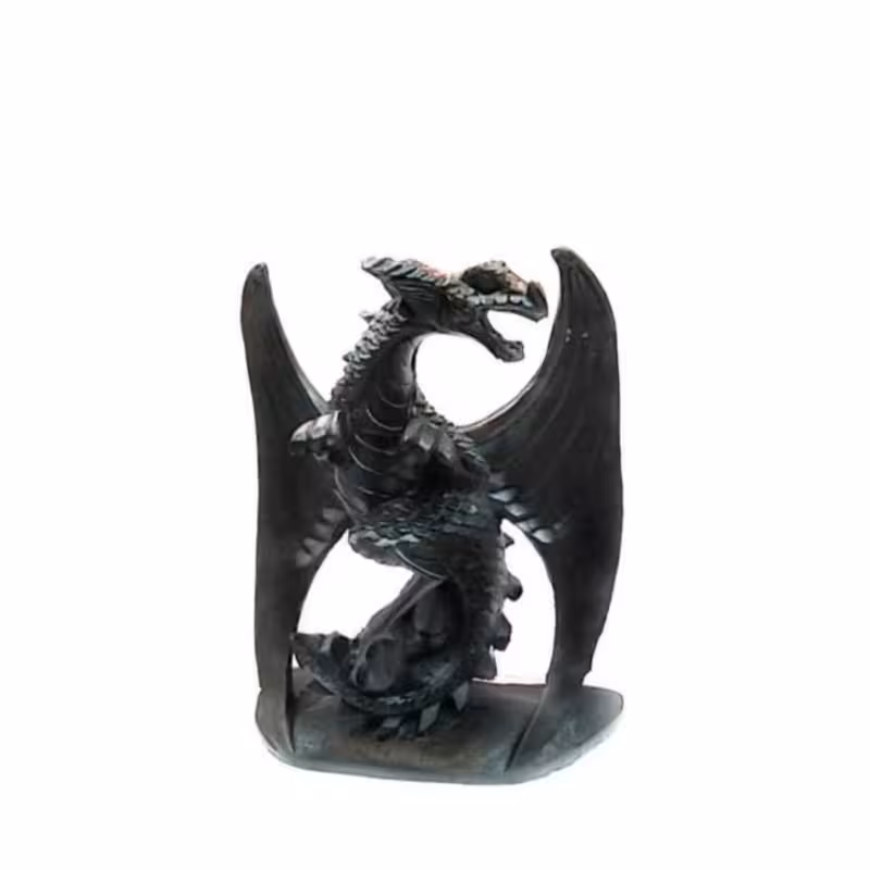 جای عود اژدها ایستاده و بالدار