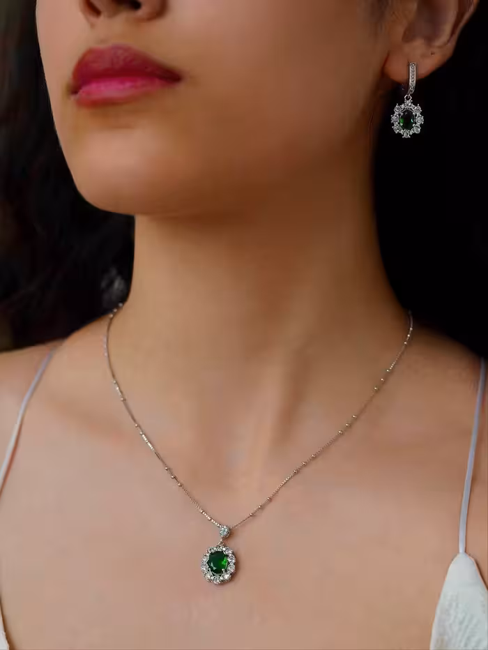 نیمست زمرد نقره جواهری کد 00329