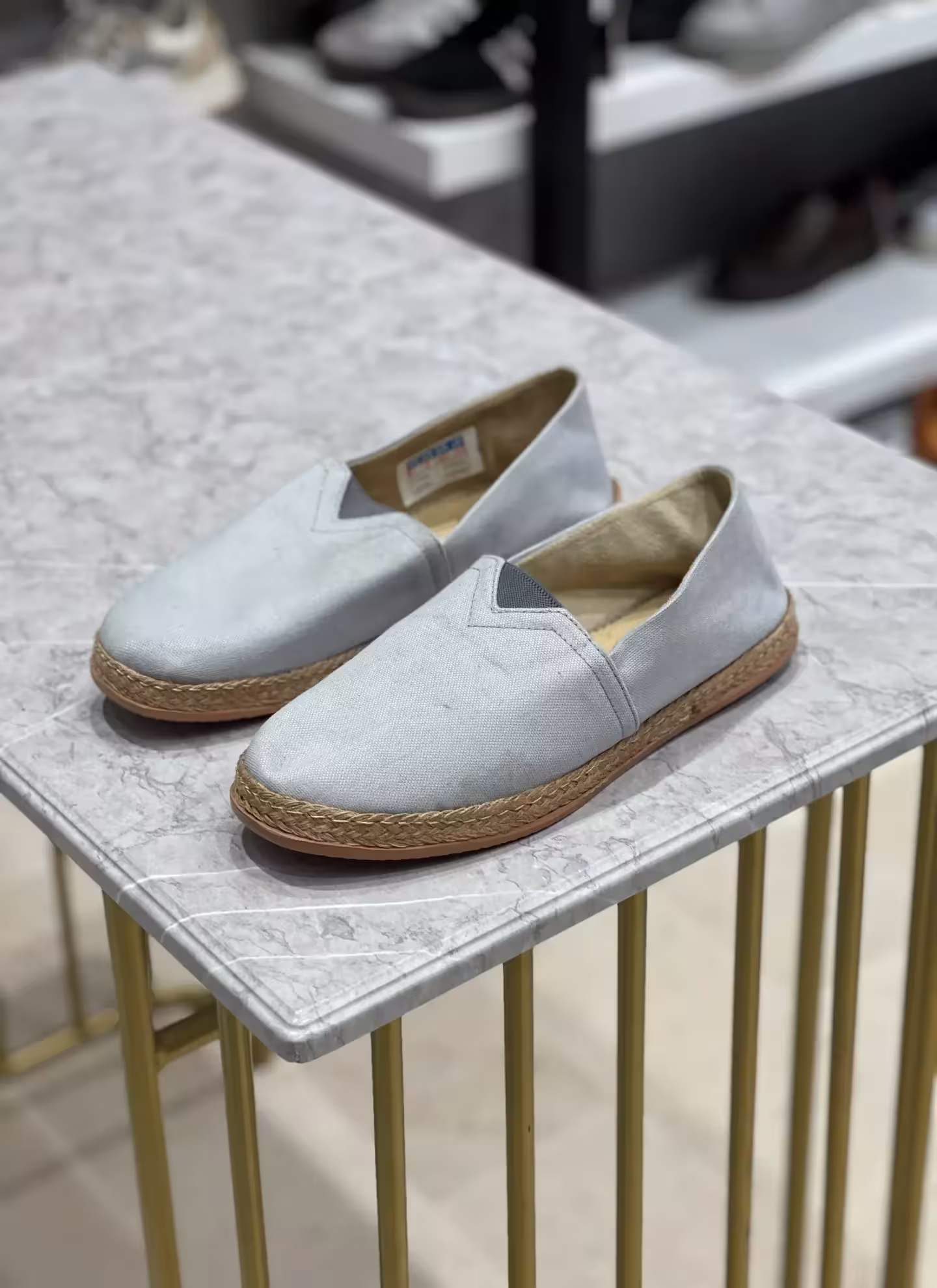 ونس کنفی مردانه سایز 40 رنگ طوسی کدVKM102