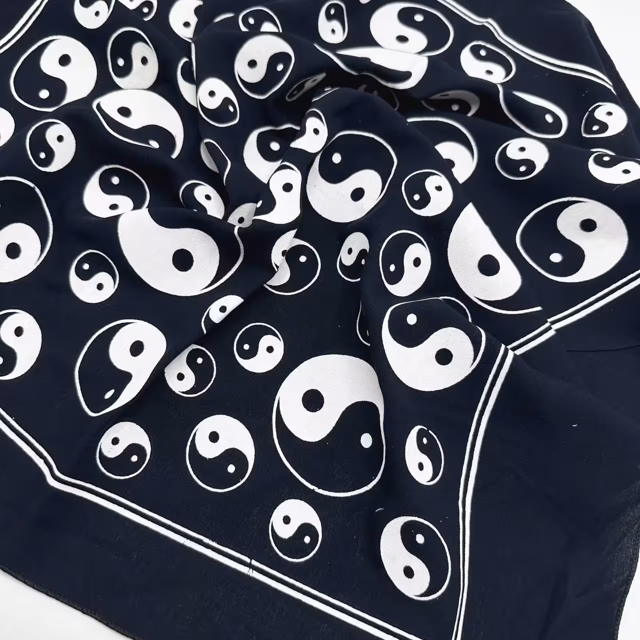 باندانا یین یانگ سرمه ای