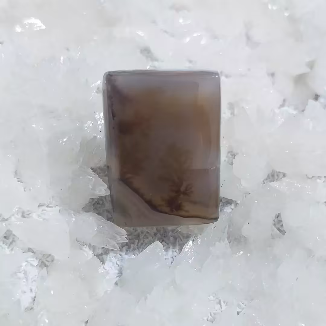 نگین عقیق شجر قائن کد 0011