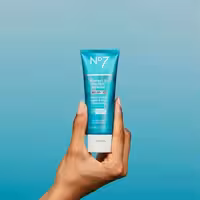 قیمت و خرید کرم محافظ پوست دست نامبر سون مدل Protect and Perfect Intense Advanced Restoring Hand Treatment 75ml اورجینال